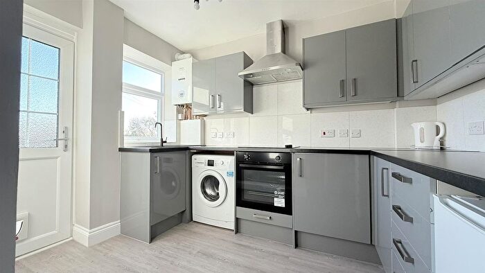 3 Bedroom Maisonette To Rent In Molyneux Drive, Prescot, Merseyside, L35