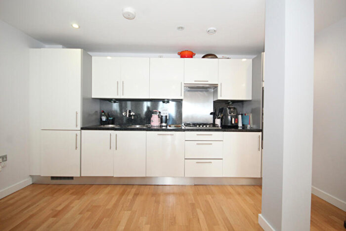 2 Bedroom Flat For Sale In Elm Road, Wembley, Middlesex, HA9