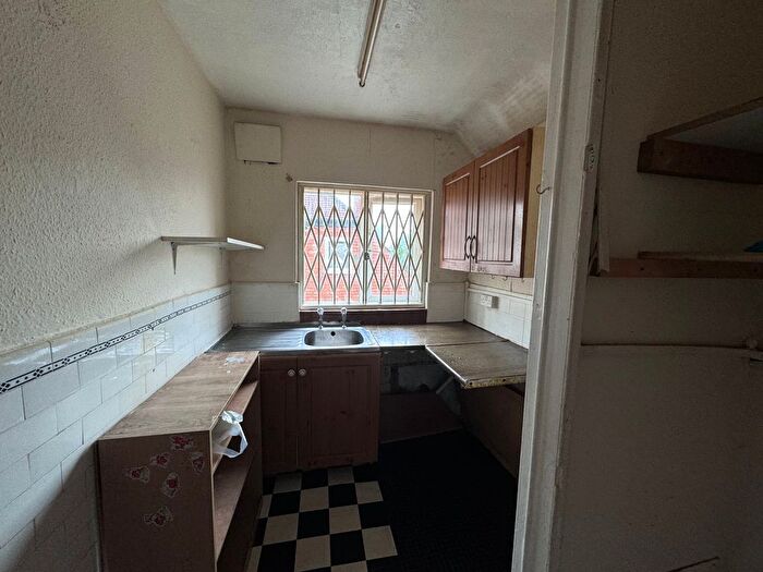 2 Bedroom Flat To Rent In Glebe Farm Road, Birmingham, B33