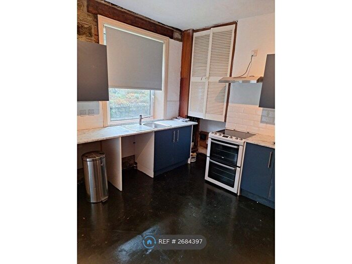 2 Bedroom Terraced House To Rent In Albany Street, Halifax, HX3