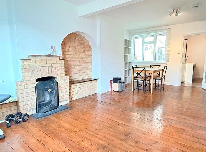 2 Bedroom Terraced House To Rent In New Cheveley Road, Newmarket, CB8