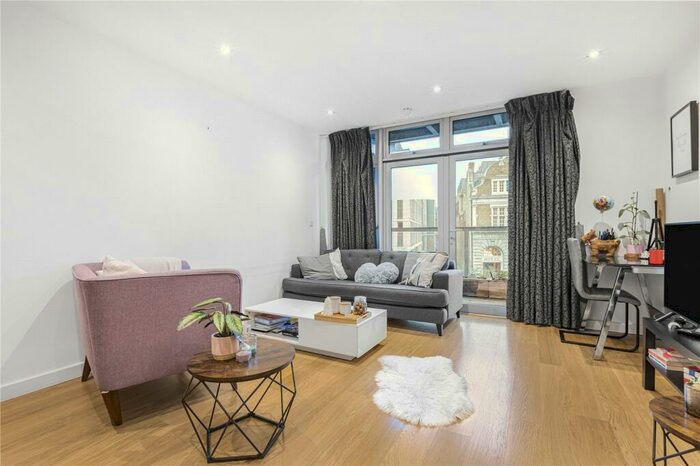 2 Bedroom Apartment To Rent In Salton Square, London, E14