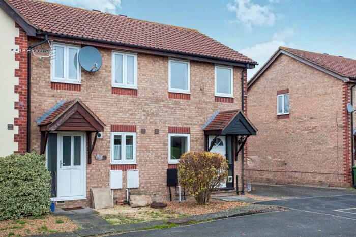 2 Bedroom Semi-Detached House To Rent In Furrowfields Road, PE16