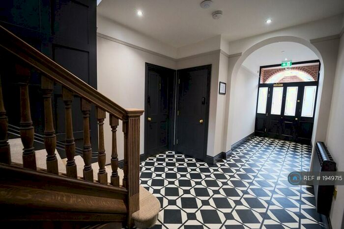 1 Bedroom Flat To Rent In Lower Hillmorton Road, Rugby, CV21