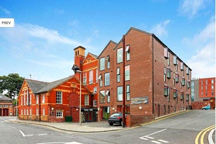 1 Bedroom Flat For Sale In George Street, Chester, Cheshire, CH1