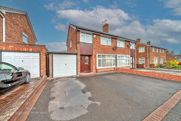 4 Bedroom Property For Sale In Heath Acres, Wednesbury, WS10