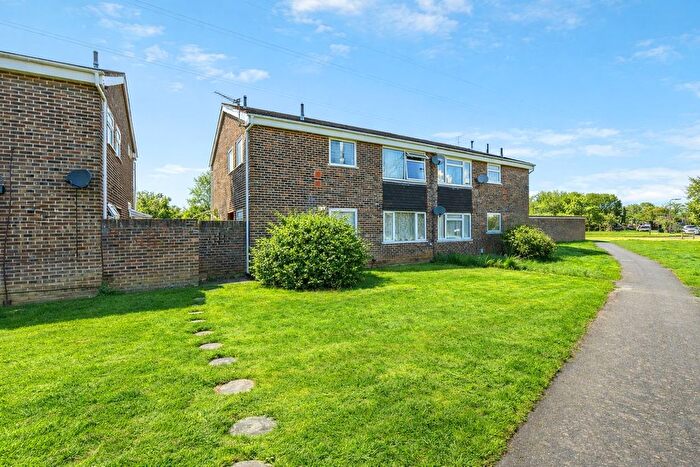 2 Bedroom Maisonette For Sale In Archers Close, Calmore, Southampton, SO40