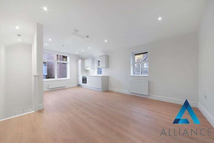 1 Bedroom Flat To Rent In Cargreen Road, South Norwood, SE25