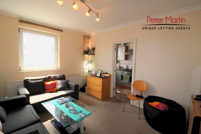 2 Bedroom Flat To Rent In Fortune Green Road, West Hampstead, NW6