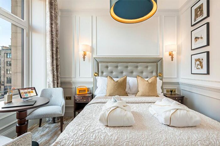 1 Bedroom Serviced Apartments To Rent In George Street, Edinburgh, EH2