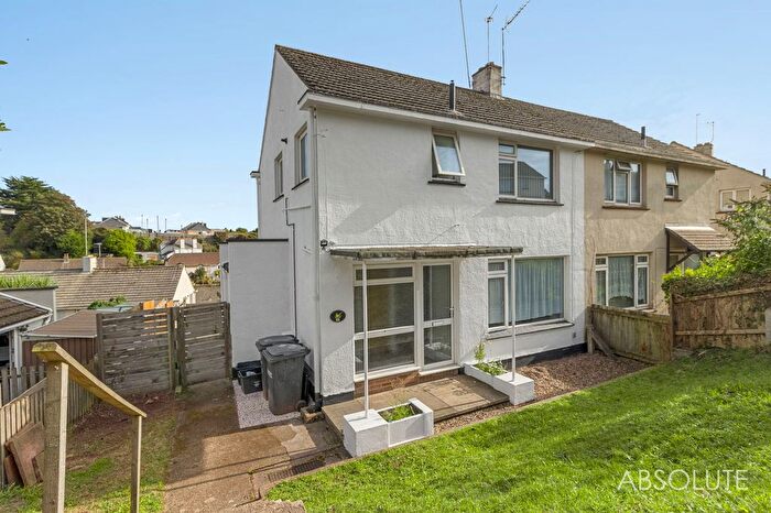 3 Bedroom Semi-detached House For Sale In Spencer Road, Paignton, TQ3