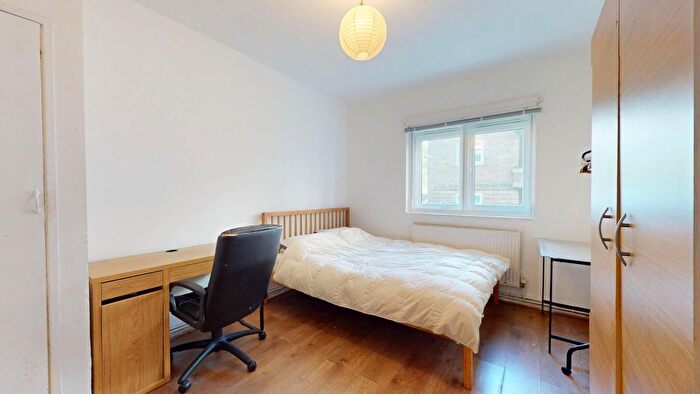 4 Bedroom Flat To Rent In Augustus House, Augustus Street, NW1