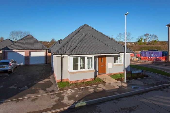 2 Bedroom Bungalow To Rent In Colliers Gardens, Backwell, Bristol BS48