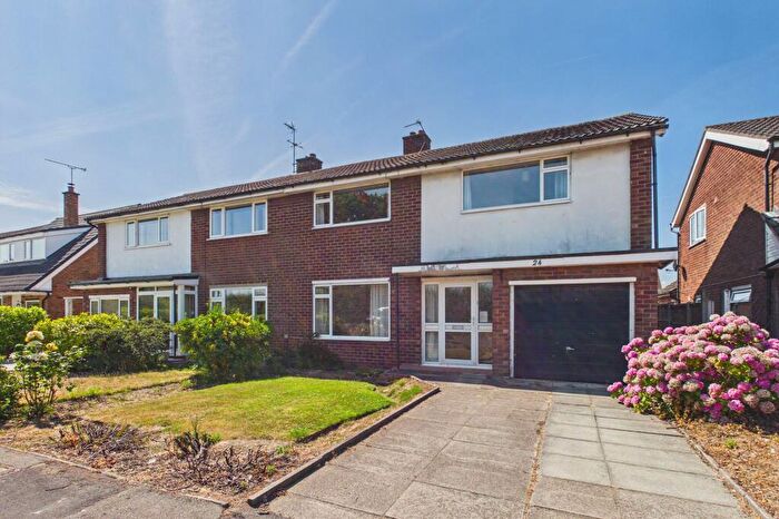 4 Bedroom Semi-Detached House For Sale In Glastonbury Avenue, Upton, CH2