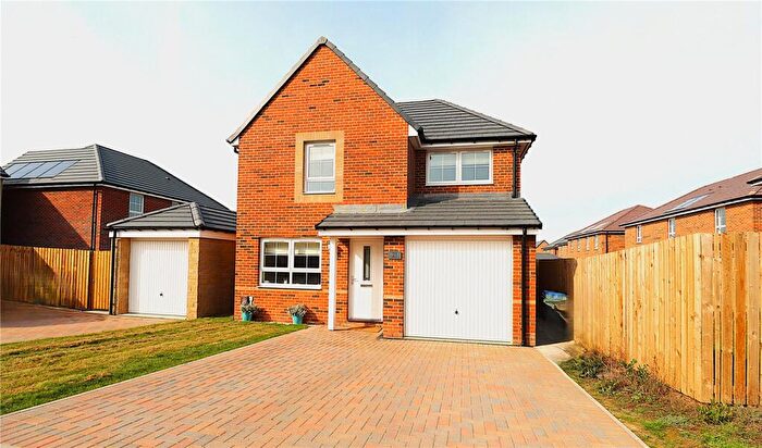 3 Bedroom Detached House For Sale In Farne Close, Church Fields, New Hartley, Whitley Bay, NE25