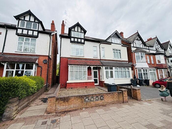 2 Bedroom Flat To Rent In Shirley Road, Acocks Green, Birmingham, B27