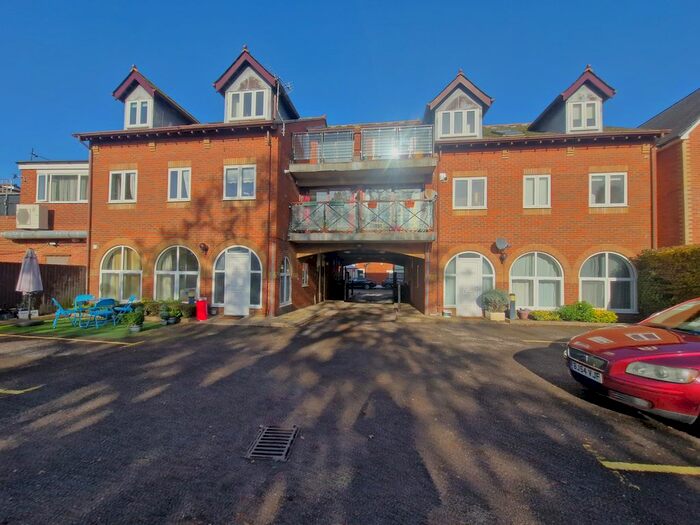 2 Bedroom Flat To Rent In Normany Court, Shore Road, Southampton, SO31