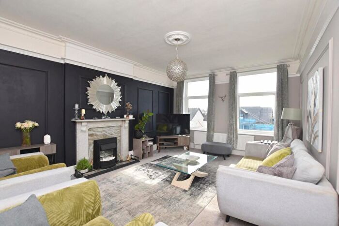 3 Bedroom Flat For Sale In Seabrook Road, Hythe, CT21