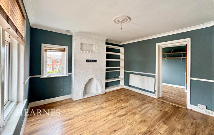 2 Bedroom Apartment For Sale In Stanfield Road, Bournemouth, BH9
