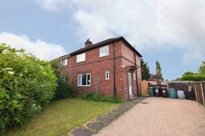 3 Bedroom Semi-Detached House To Rent In Oak Avenue, Garforth, Leeds, West Yorkshire, LS25
