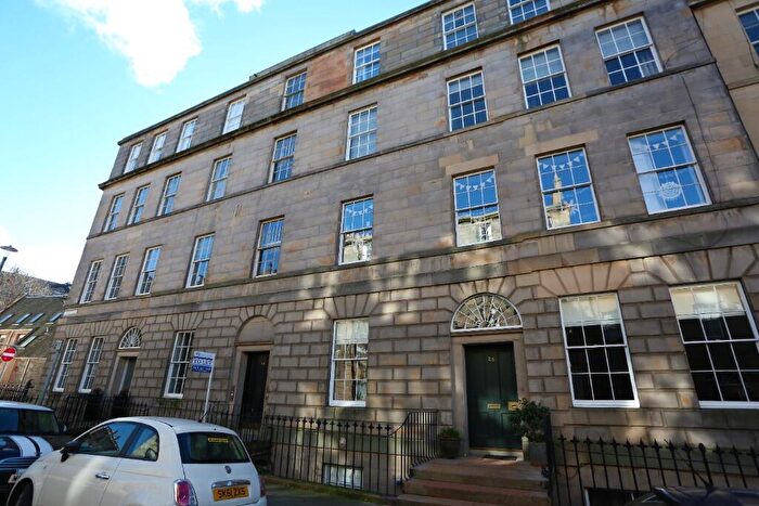 2 Bedroom Flat To Rent In Clarence Street, Stockbridge, Edinburgh, EH3