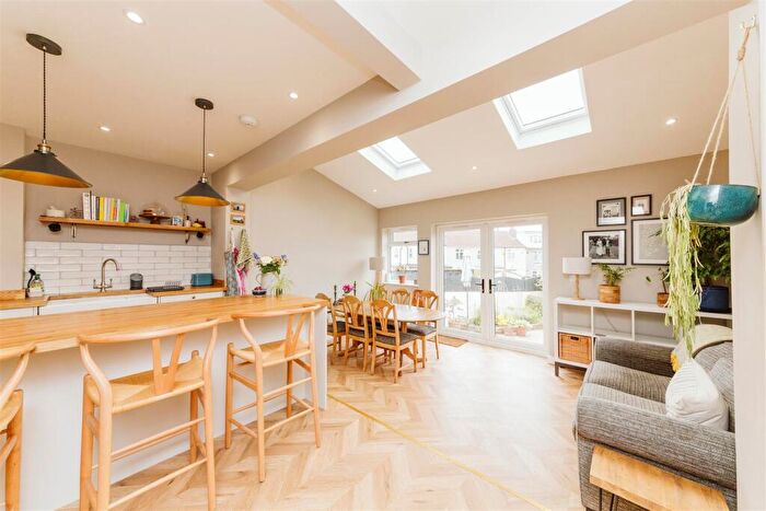 3 Bedroom End Of Terrace House For Sale In Bridge Walk | Horfield, BS7