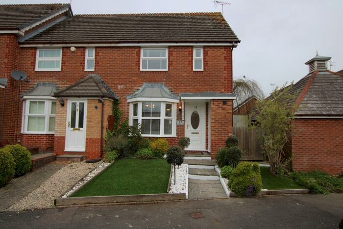 2 Bedroom House To Rent In Withy Bush, Burgess Hill, RH15