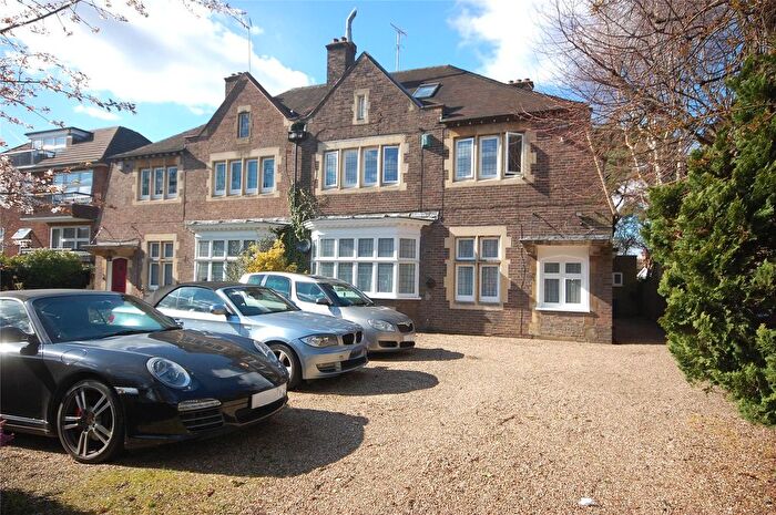 2 Bedroom Flat To Rent In Hendon Lane, Finchley, London, N3