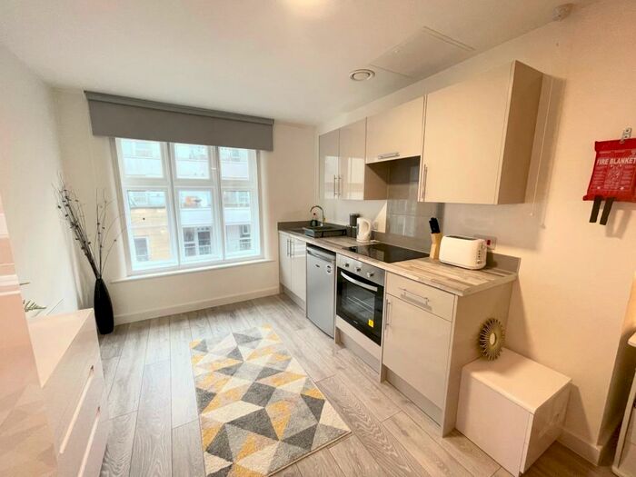 Apartment To Rent In Premium Studio, Stanley House, NG1