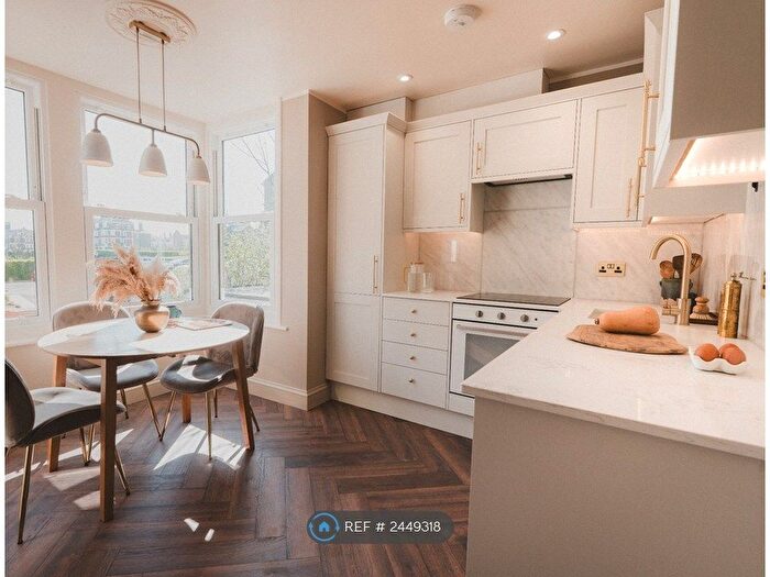 2 Bedroom Flat To Rent In Second Avenue, Margate, CT9