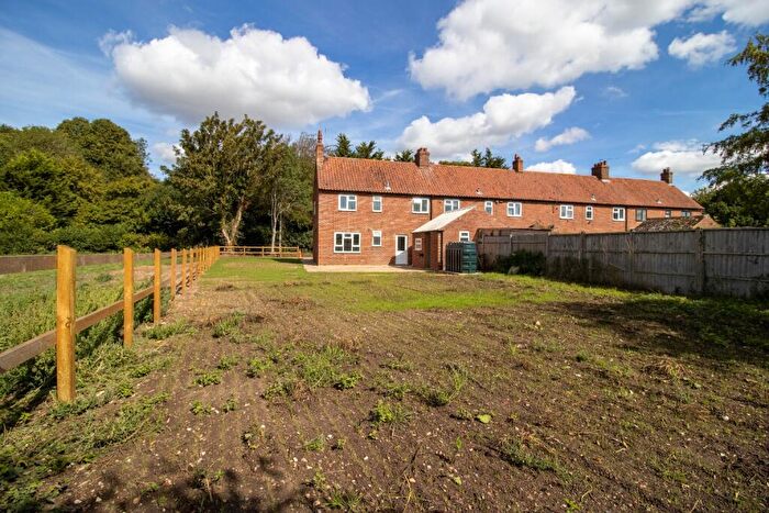 3 Bedroom End Of Terrace House For Sale In Rectory Road, Whissonsett, Dereham, Norfolk, NR20