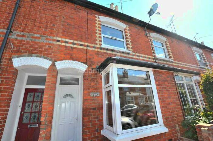 4 Bedroom Terraced House To Rent In Wykeham Road, Reading, RG6