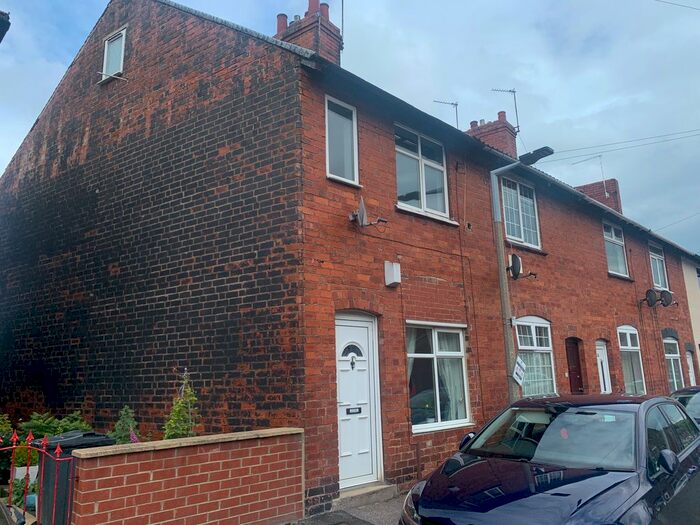 2 Bedroom End Of Terrace House To Rent In Denton Street, Barnsley, S71
