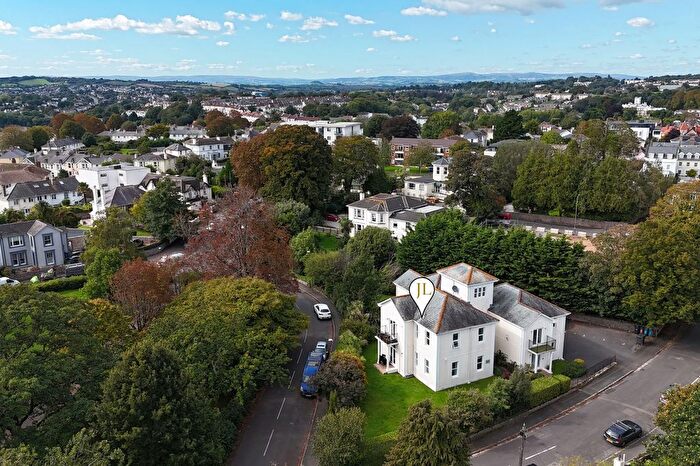 2 Bedroom Flat For Sale In St Marychurch, Torquay, TQ1