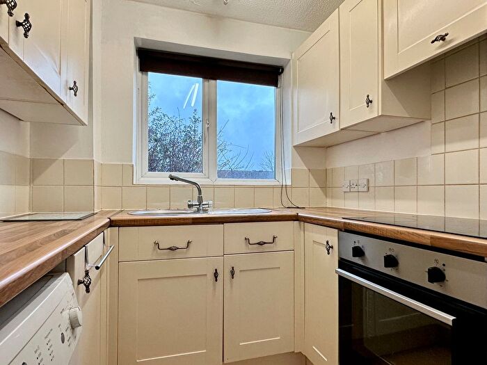 1 Bedroom Property To Rent In Y-Berllan, Llangyfelach, SA6