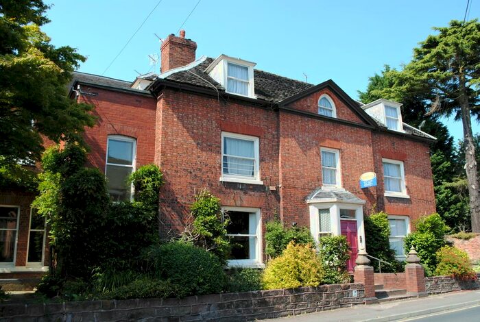 2 Bedroom Flat To Rent In South Ring, Market Drayton, Shropshire TF9