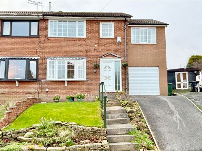 4 Bedroom Semi-Detached House For Sale In North Cliffe Drive, Thornton, Bradford, BD13