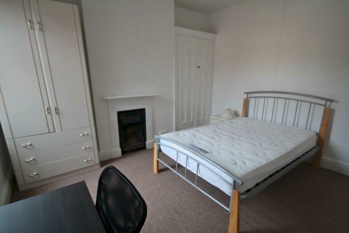 4 Bedroom Terraced House To Rent In Fosse Road South, West End, Leicester, LE3