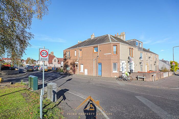 1 Bedroom Flat For Sale In Cocklaw Street, Kelty, KY4