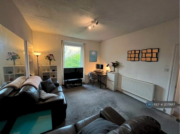 1 Bedroom Flat To Rent In Newton Street, Edinburgh, EH11