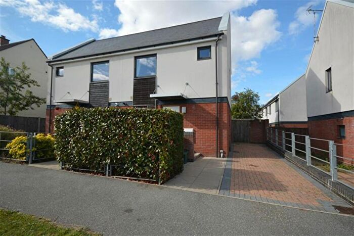 2 Bedroom Semi-Detached House To Rent In Bailey Bridge Road, Braintree, CM7