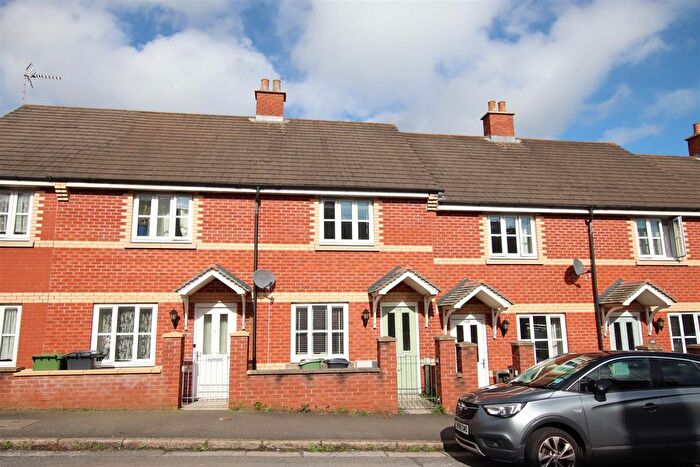 2 Bedroom Terraced House For Sale In Monks Road, Mount Pleasant, Exeter, EX4