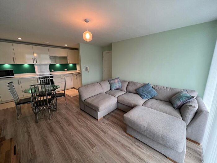 2 Bedroom Apartment To Rent In Blackfriars Road, Spectrum, M3
