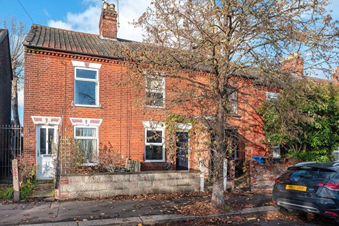 2 Bedroom Terraced House For Sale In Rosebery Road, Norwich, NR3