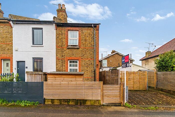 2 Bedroom End Terrace House For Sale In Gladstone Road, Surbiton, KT6