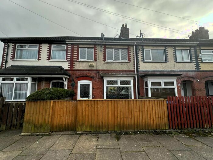 3 Bedroom Terraced House To Rent In Lawrence Street, Grimsby, DN31