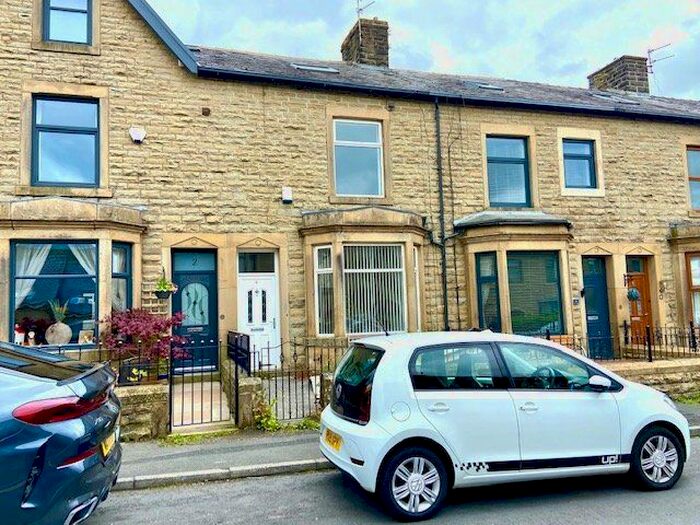 3 Bedroom Terraced House To Rent In Grange Avenue, Rossendale, Lancashire, BB4