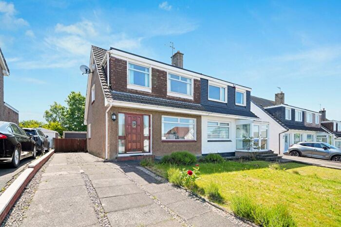 3 Bedroom Semi-Detached House For Sale In Crookston Drive, Glasgow, G52