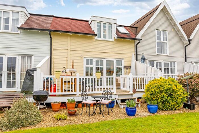 3 Bedroom Terraced House For Sale In Spine Road, South Cerney, Cirencester, GL7