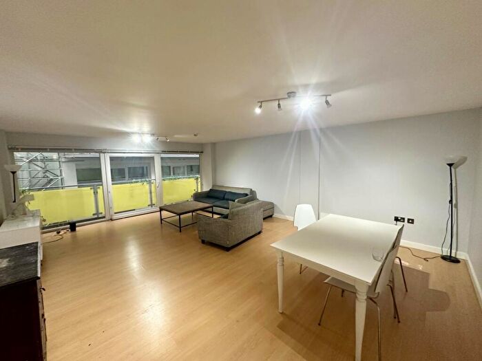 2 Bedroom Apartment To Rent In Concord Street Leeds, LS2